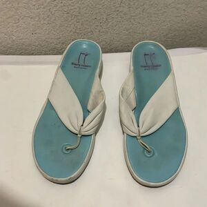 THIERRY RABOTIN white  Soft Leather Flat Slip On Thong Sandals Size 40/9.5